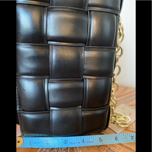 NWT Most Wanted Weaved Faux Leather Handbag - Picture 13 of 13